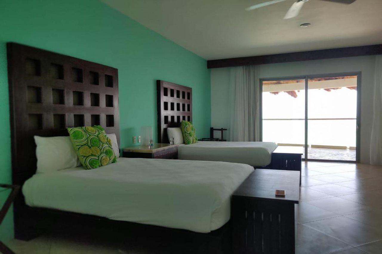 Casa Del Puerto By Mij - Beachfront Hotel Puerto Morelos